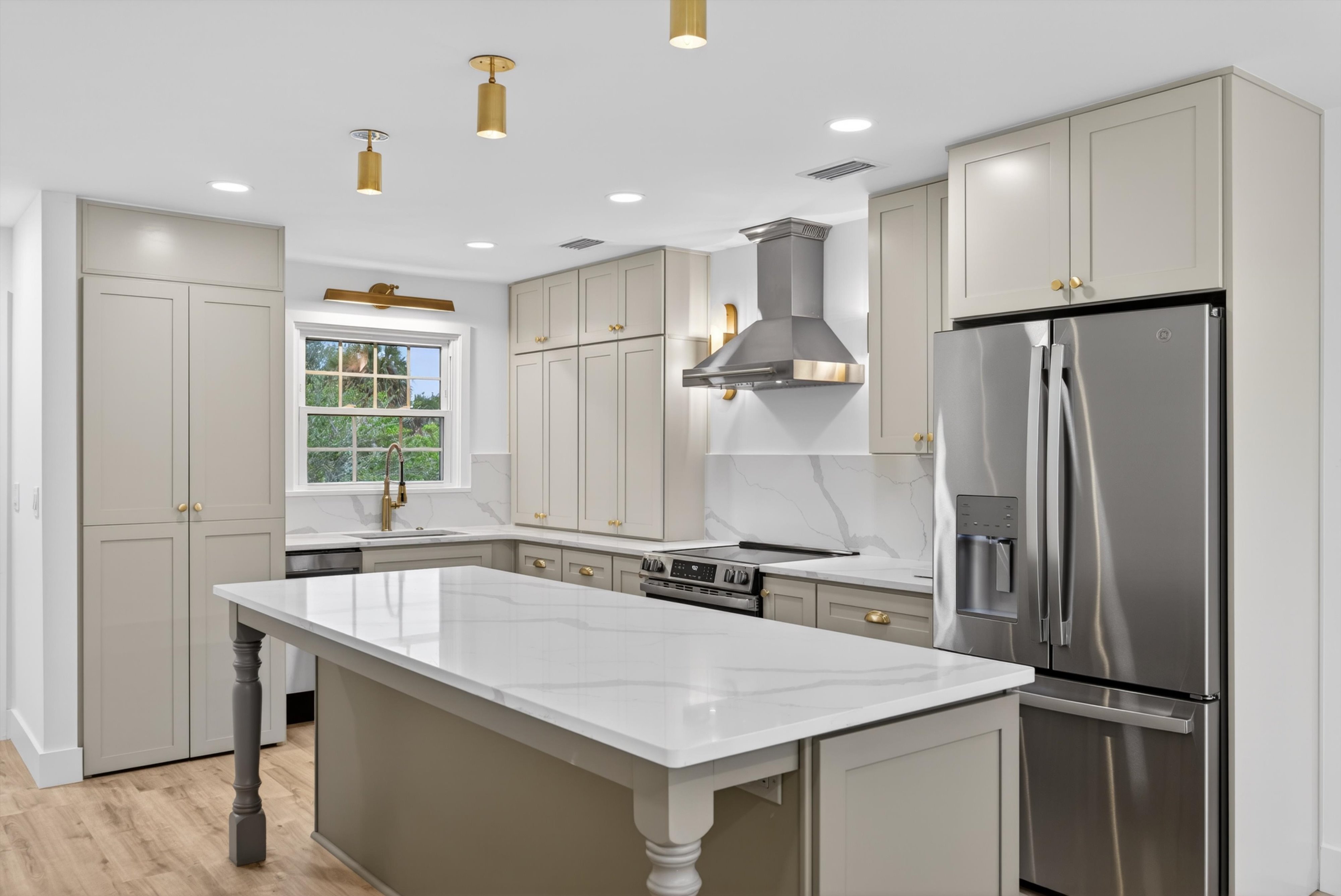  83 Comares Ave, St Augustine, FL, 32080 - 物件實景