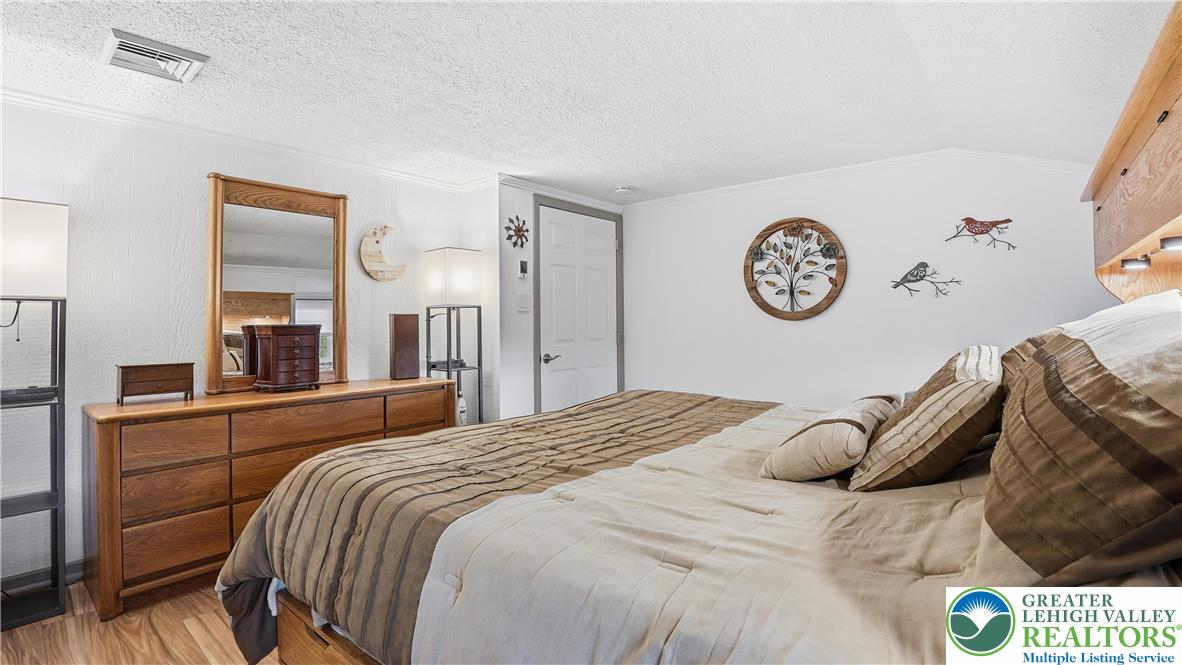 Allentown City, Pennsylvania, 18103, United States, 3 Bedrooms Bedrooms, ,2 BathroomsBathrooms,Residential,For Sale,1993437