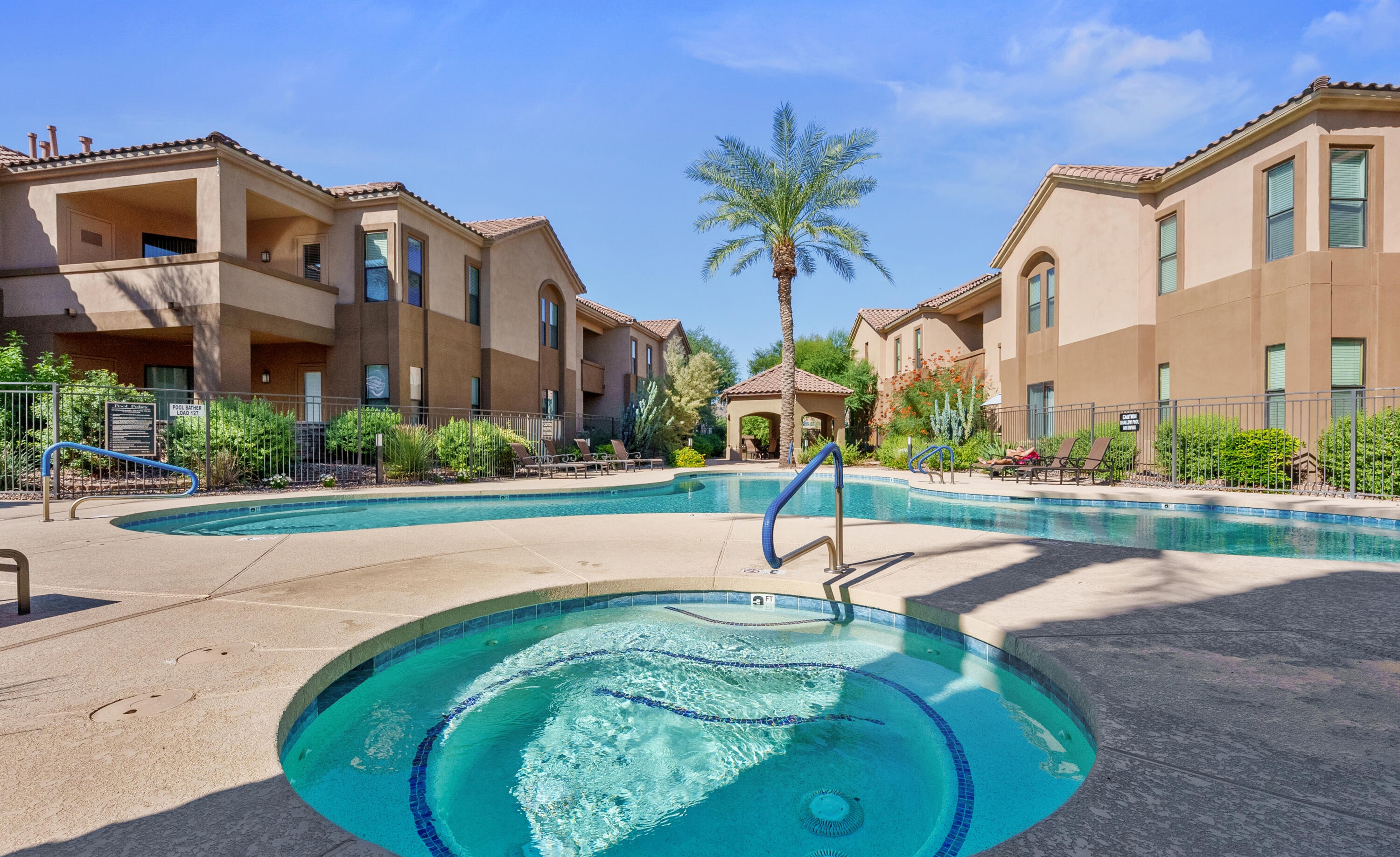  7027 N Scottsdale Road  Paradise Valley, AZ - 物件實景