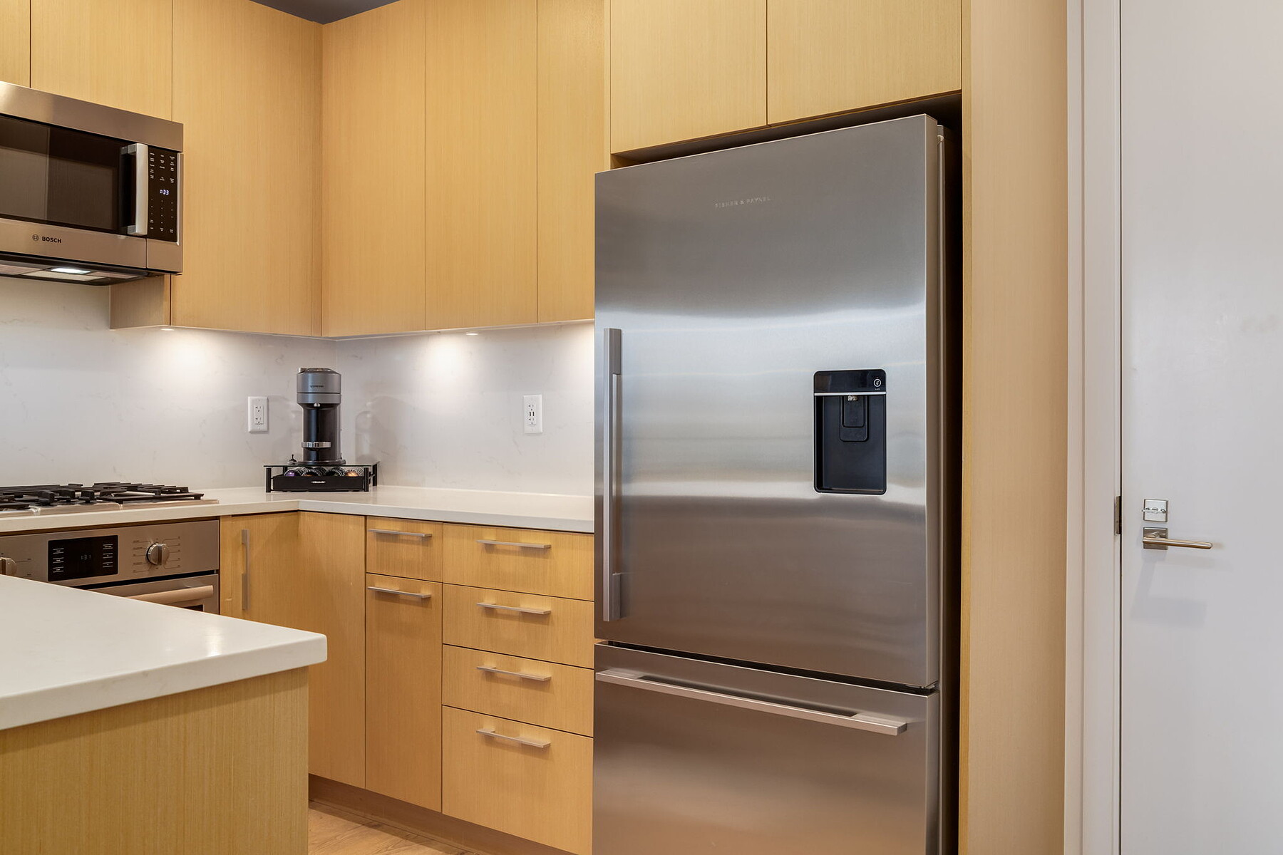  88 9 Street NE #403 - 物件實景