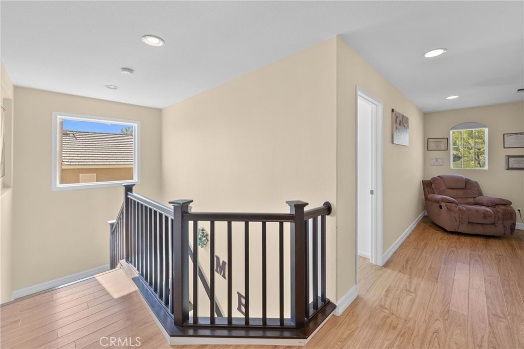 Lake Elsinore, California, 92532, United States, 5 Bedrooms Bedrooms, ,4 BathroomsBathrooms,Residential,For Sale,1989884