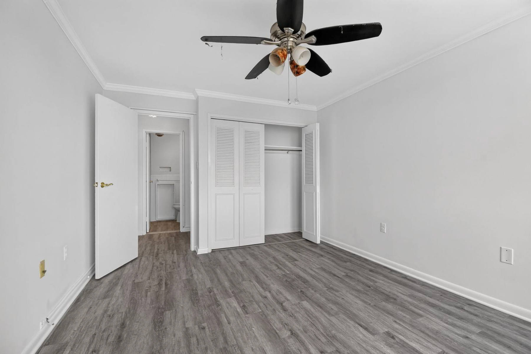  10201 Grosvenor Place, Rockville, MD, 20852 - 物件實景