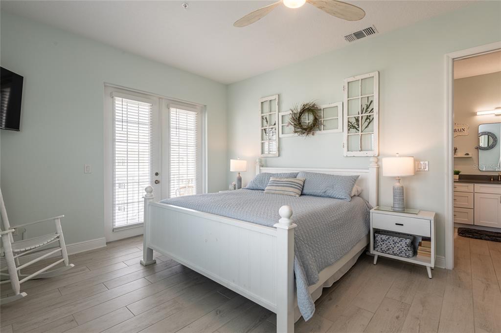 Bradenton, Florida, 34209, United States, 3 Bedrooms Bedrooms, ,3 BathroomsBathrooms,Residential,For Sale,1975006