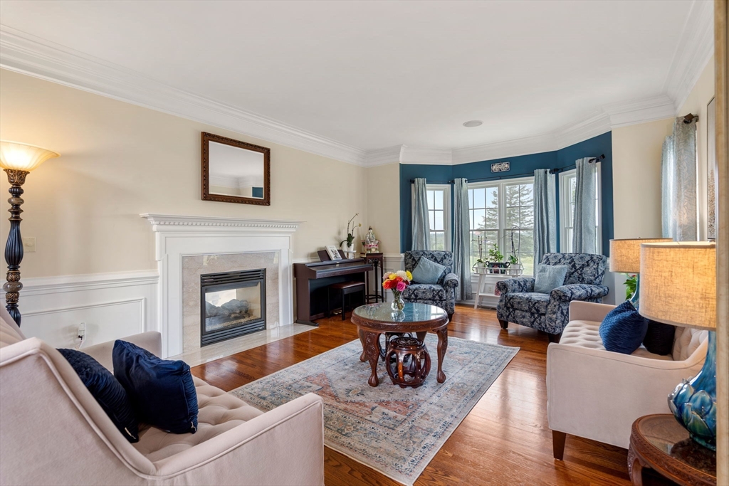 Methuen, Massachusetts, 01844, United States, 4 Bedrooms Bedrooms, ,3 BathroomsBathrooms,Residential,For Sale,1912504