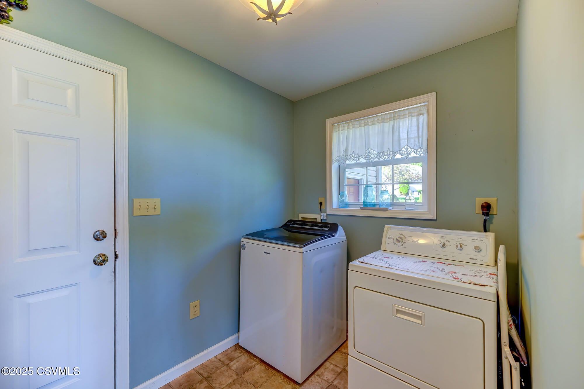 Bloomsburg, Pennsylvania, 17815, United States, 4 Bedrooms Bedrooms, ,3 BathroomsBathrooms,Residential,For Sale,1974594