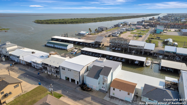 504 S 12th Street, Port O'Connor, Texas, 77982, United States, 5 Bedrooms Bedrooms, ,4 BathroomsBathrooms,Residential,For Sale,504 S 12th Street,1680870