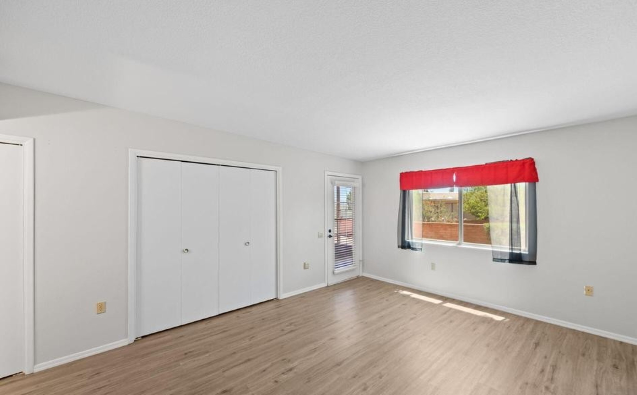  320 E Paseo Verde, Green Valley, AZ 85614 - 物件實景