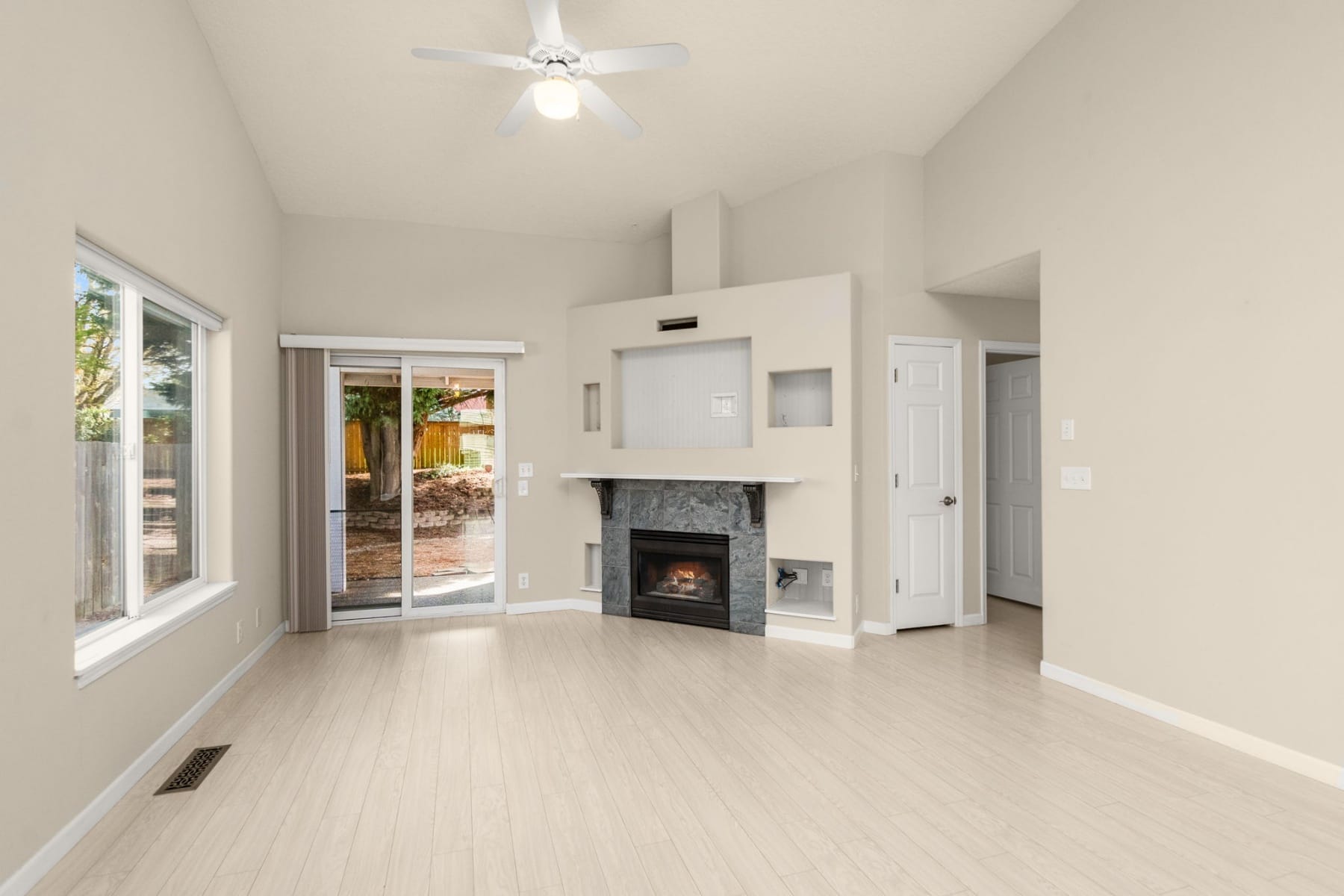  1464 NE 87TH AVE Hillsboro, OR 97006 - 物件實景