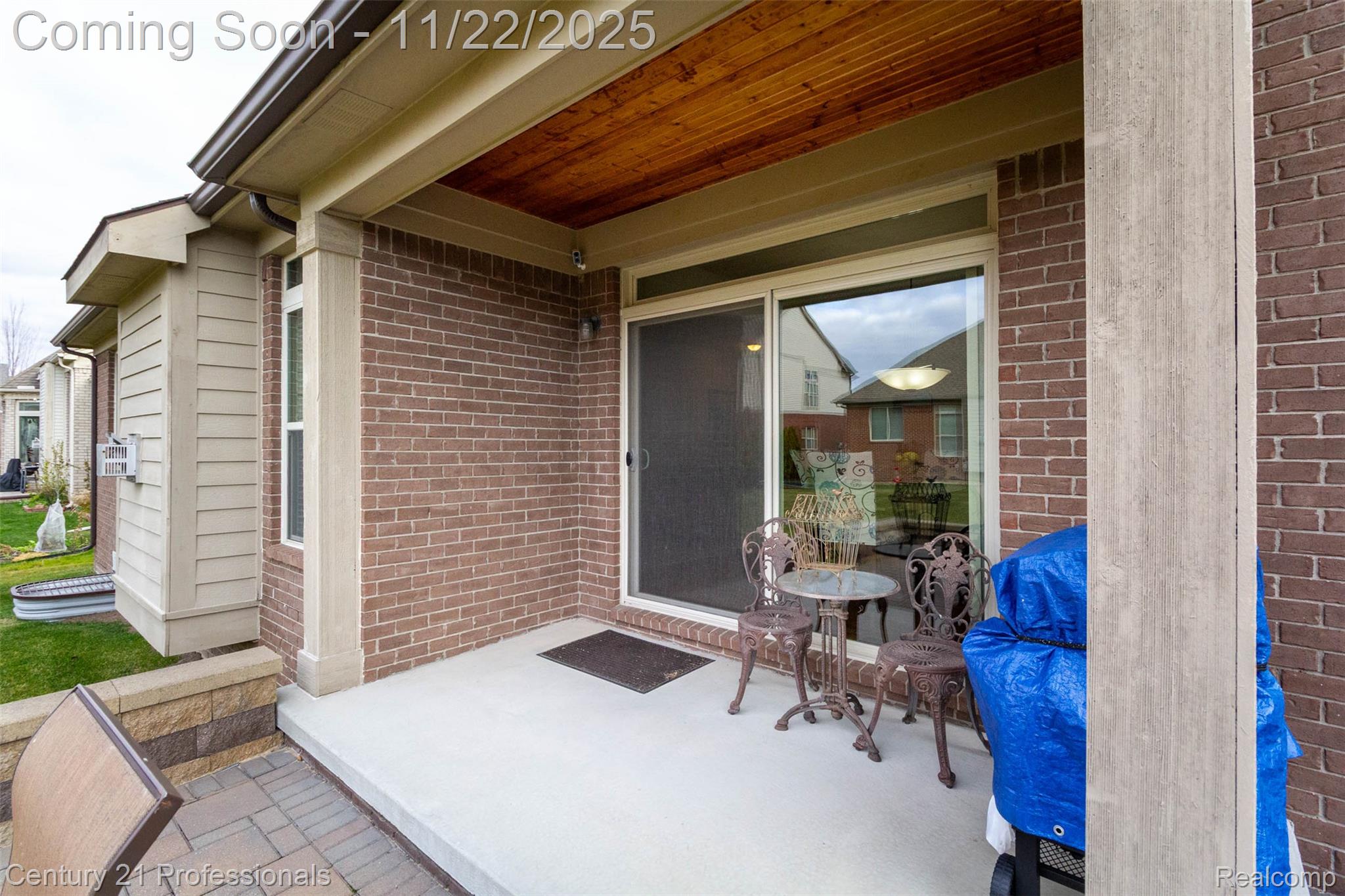 ClintonTownship, Michigan, 48038, United States, 3 Bedrooms Bedrooms, ,4 BathroomsBathrooms,Residential,For Sale,1994254