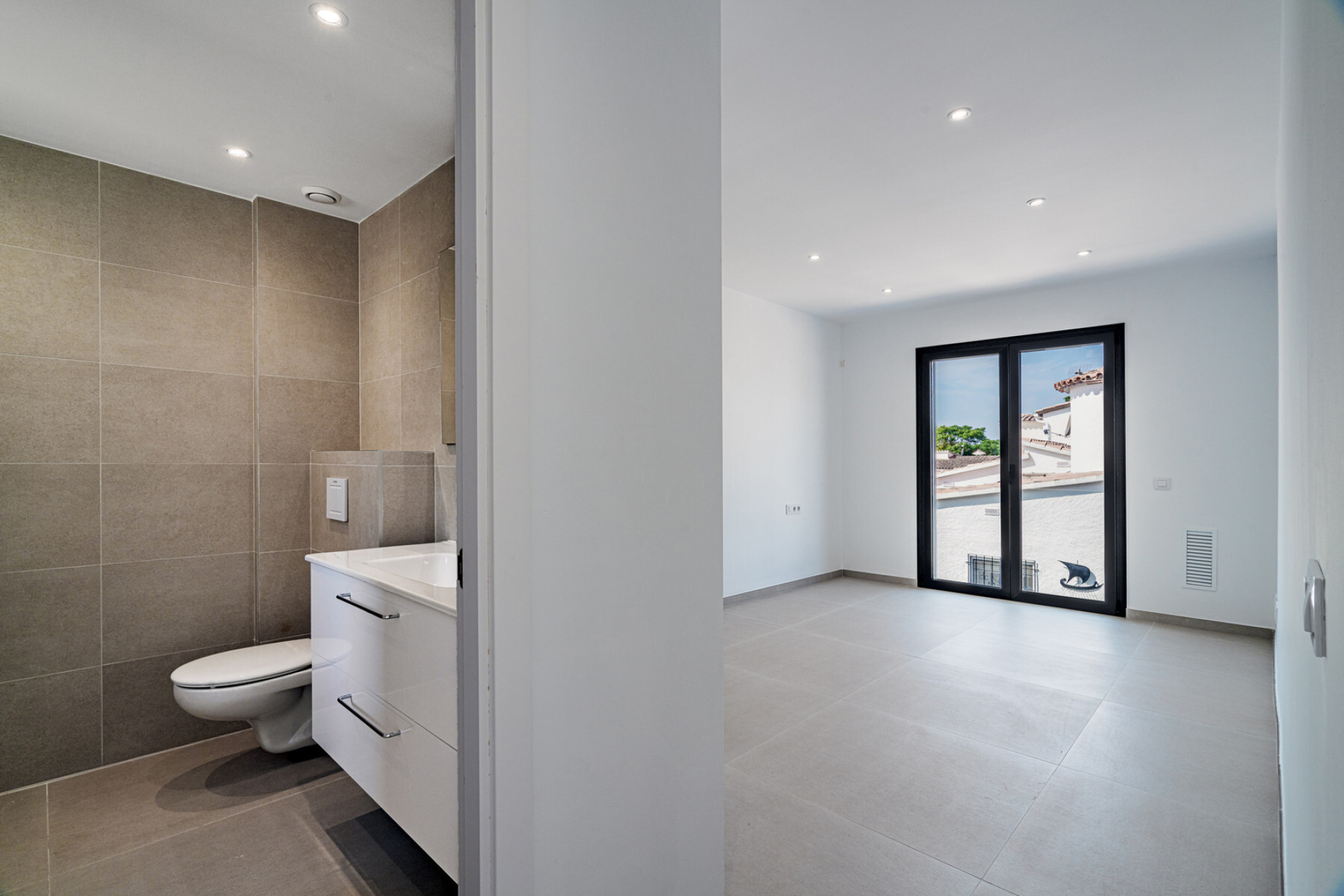  Design house with swimming pool in Empuriabrava - 物件實景