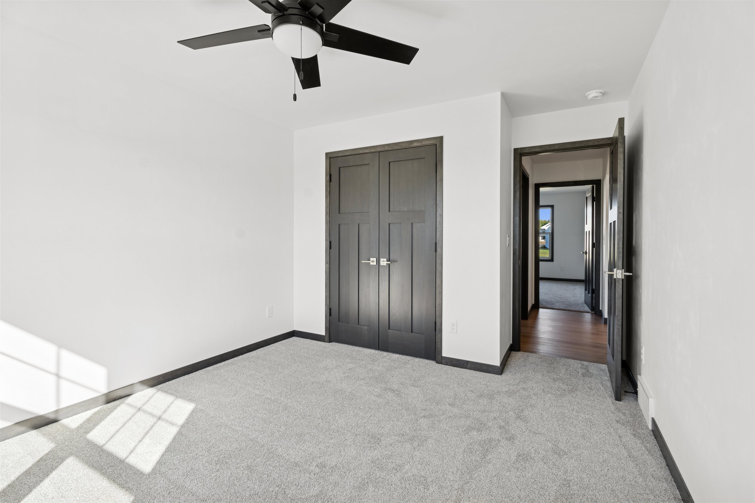 DE PERE, Wisconsin, 54115, United States, 3 Bedrooms Bedrooms, ,3 BathroomsBathrooms,Residential,For Sale,1696828