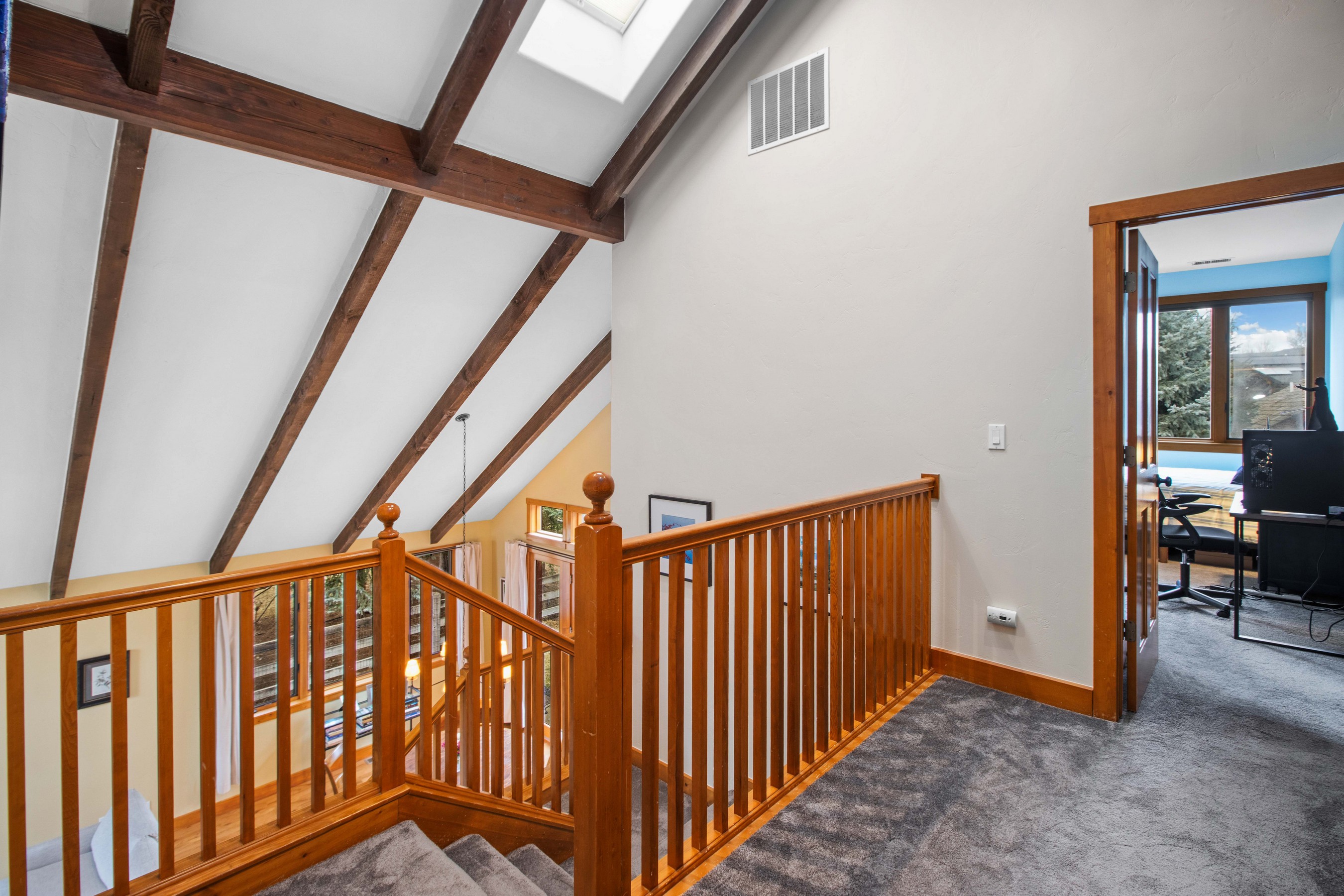  Elevated Comfort and Light-Filled Living in the Heart of River Valley Ranch - 物件實景