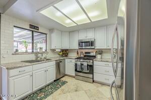Lancaster, California, 93536, United States, 3 Bedrooms Bedrooms, ,2 BathroomsBathrooms,Residential,For Sale,1940443