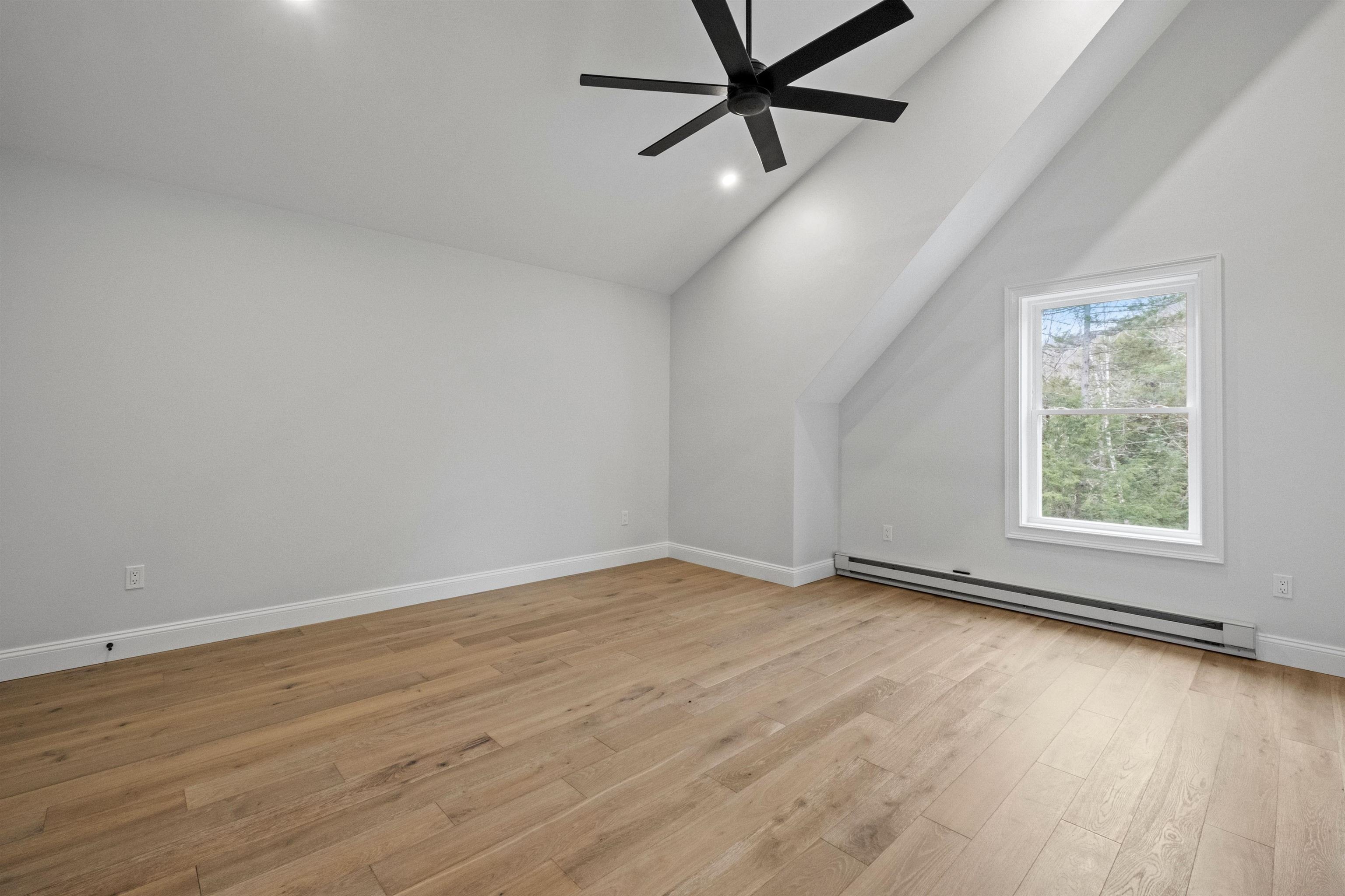 Thornton, New Hampshire, 03285, United States, 3 Bedrooms Bedrooms, ,3 BathroomsBathrooms,Residential,For Sale,1928868