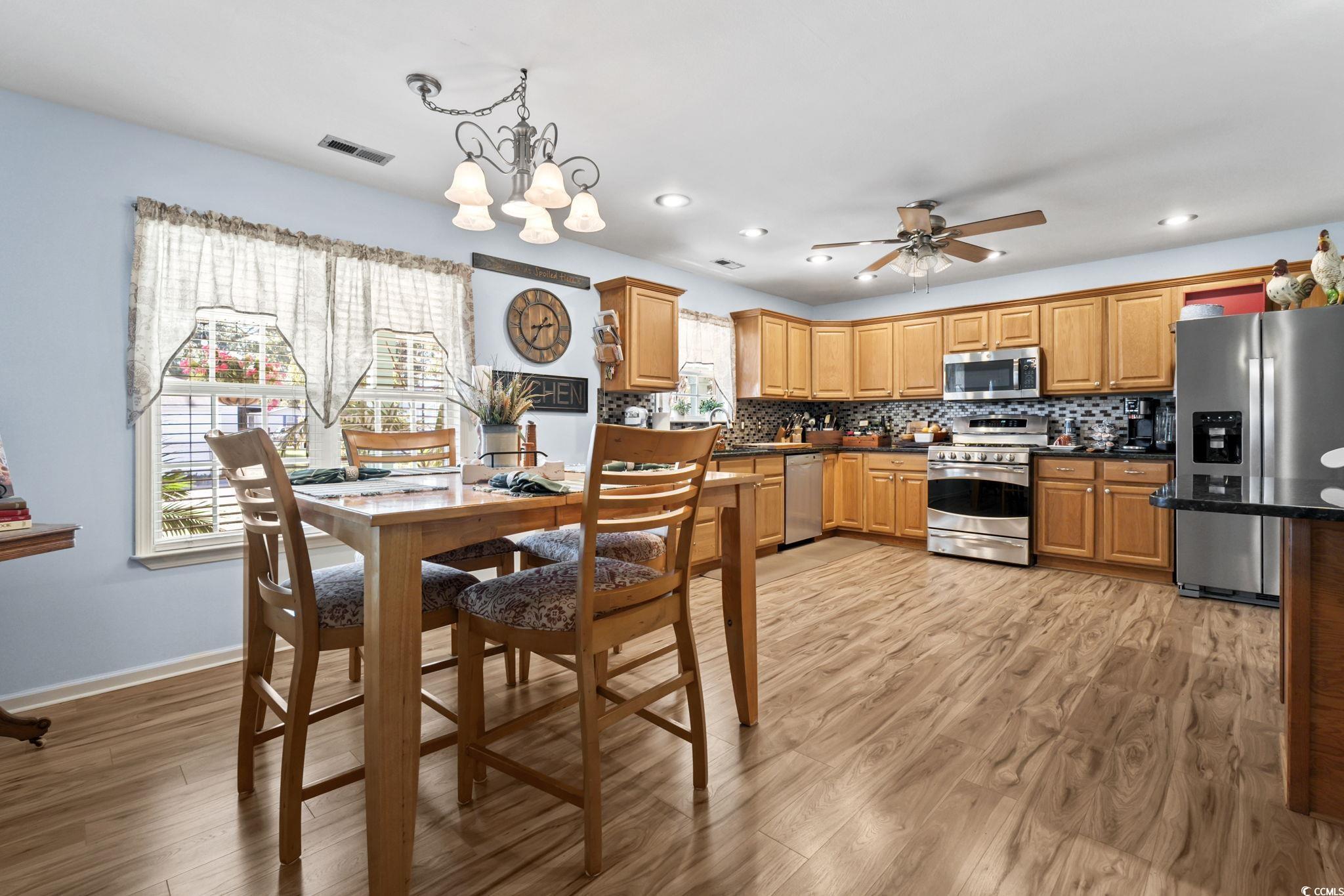 Murrells Inlet, South Carolina, 29576, United States, 5 Bedrooms Bedrooms, ,4 BathroomsBathrooms,Residential,For Sale,1988328