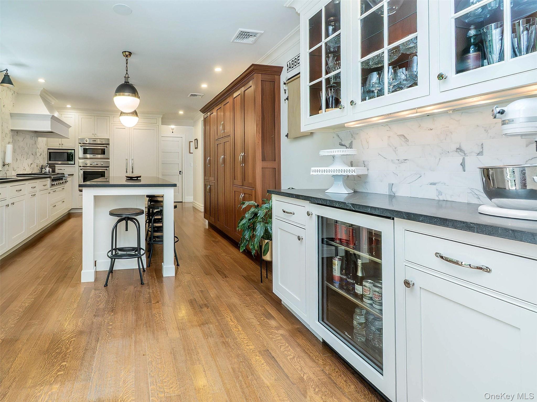  73 Lafayette Avenue, Sea Cliff, NY, 11579 - 物件實景