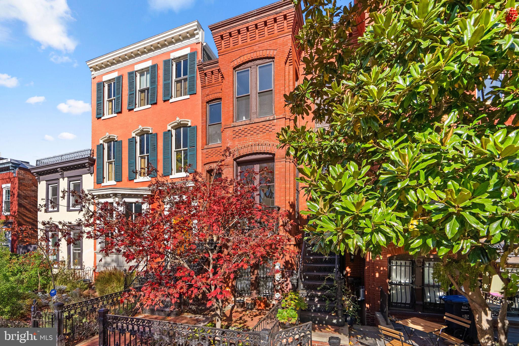 Washington, District of Columbia, 20003, United States, ,Residential,For Sale,1990462