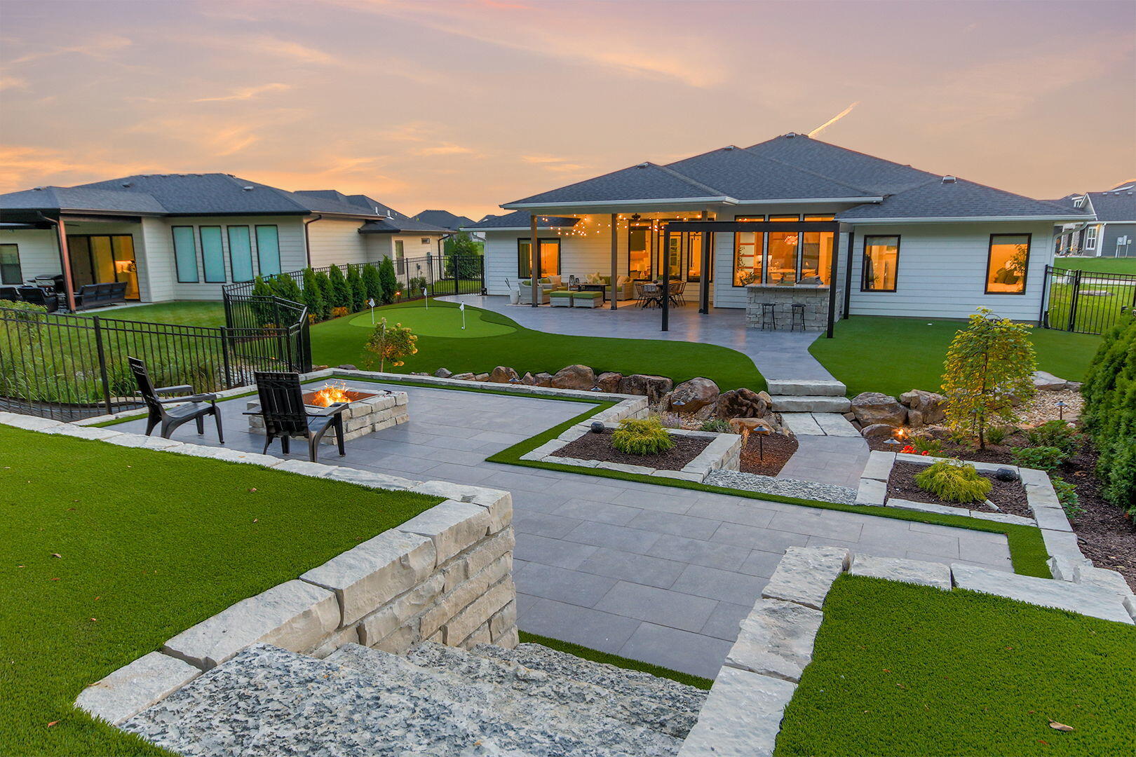 COLUMBIA, Missouri, 65201, United States, 3 Bedrooms Bedrooms, ,2 BathroomsBathrooms,Residential,For Sale,1984001