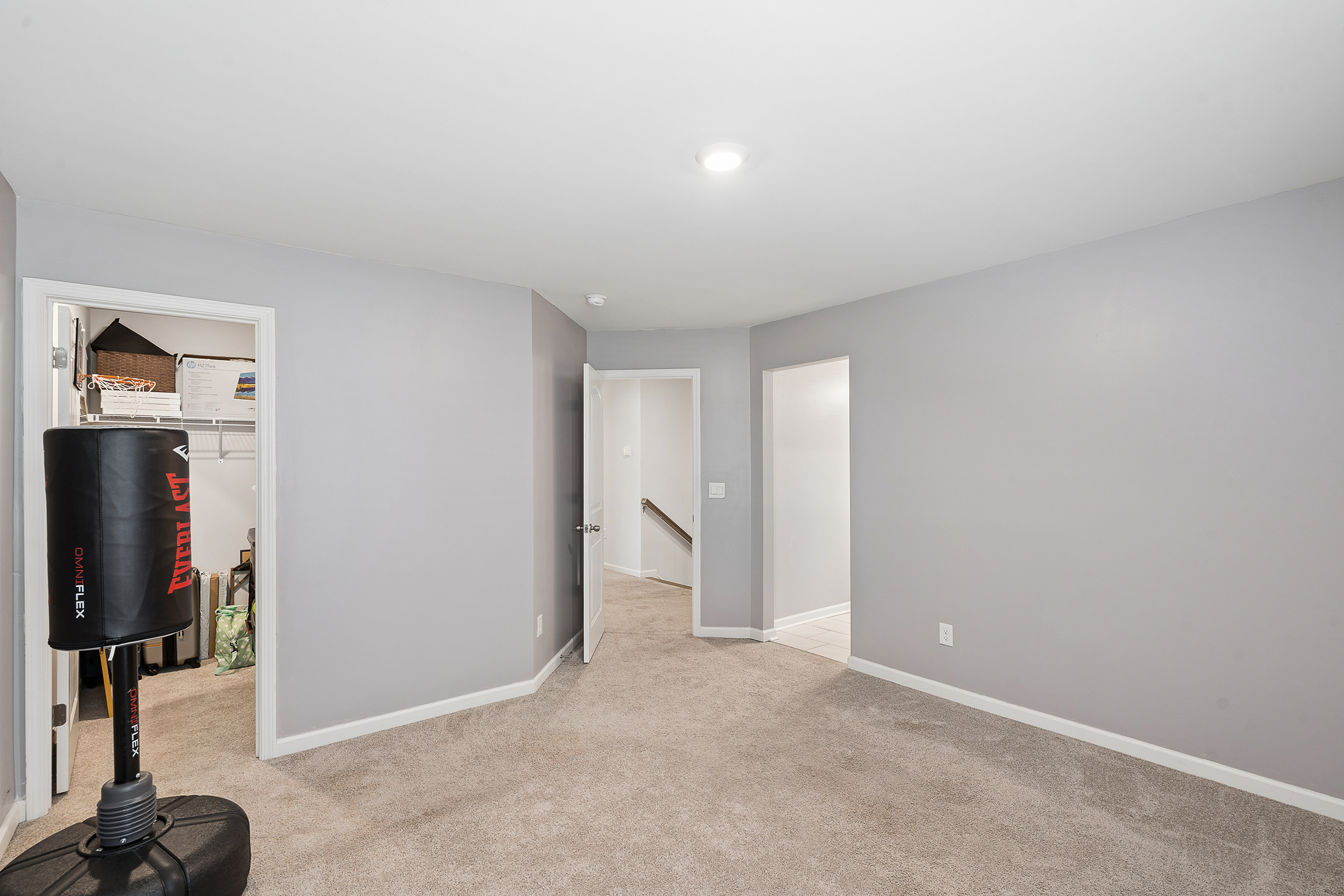  Beautifully Maintained Newer Construction Home on Private Cul-de-sac Lot - 物件實景