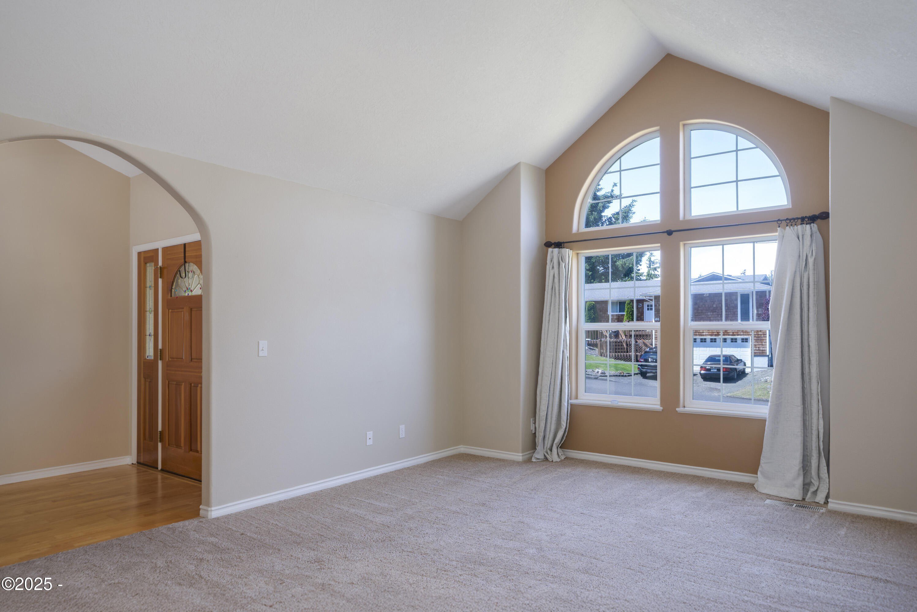 Lincoln City, Oregon, 97365, United States, 2 Bedrooms Bedrooms, ,2 BathroomsBathrooms,Residential,For Sale,1858189