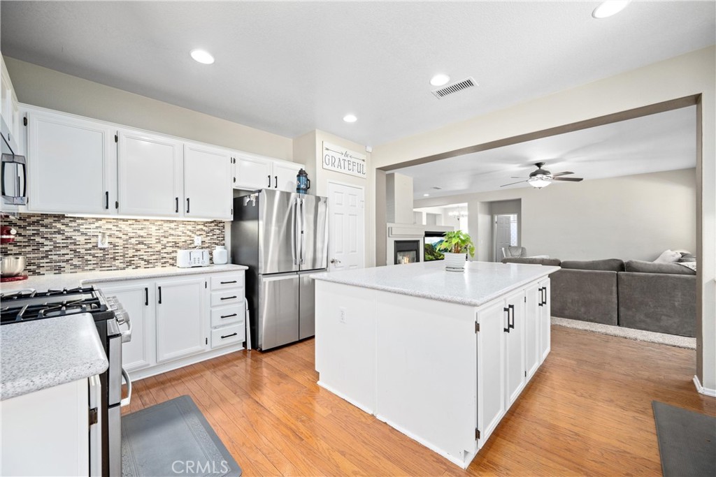 Riverside, California, 92503, United States, 4 Bedrooms Bedrooms, ,3 BathroomsBathrooms,Residential,For Sale,1875571