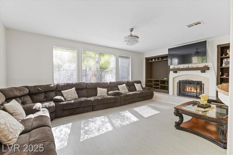 Henderson, Nevada, 89052, United States, 4 Bedrooms Bedrooms, ,4 BathroomsBathrooms,Residential,For Sale,1903011