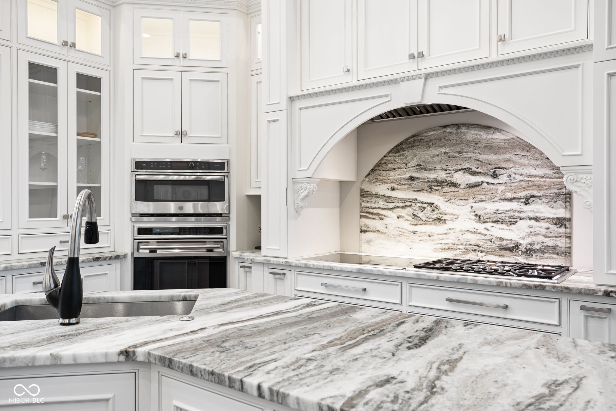 Indianapolis, Indiana, 46226, United States, 6 Bedrooms Bedrooms, ,7 BathroomsBathrooms,Residential,For Sale,1998001