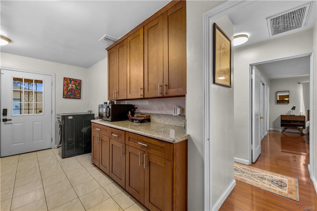 Montebello, California, 90640, United States, 2 Bedrooms Bedrooms, ,2 BathroomsBathrooms,Residential,For Sale,1981178