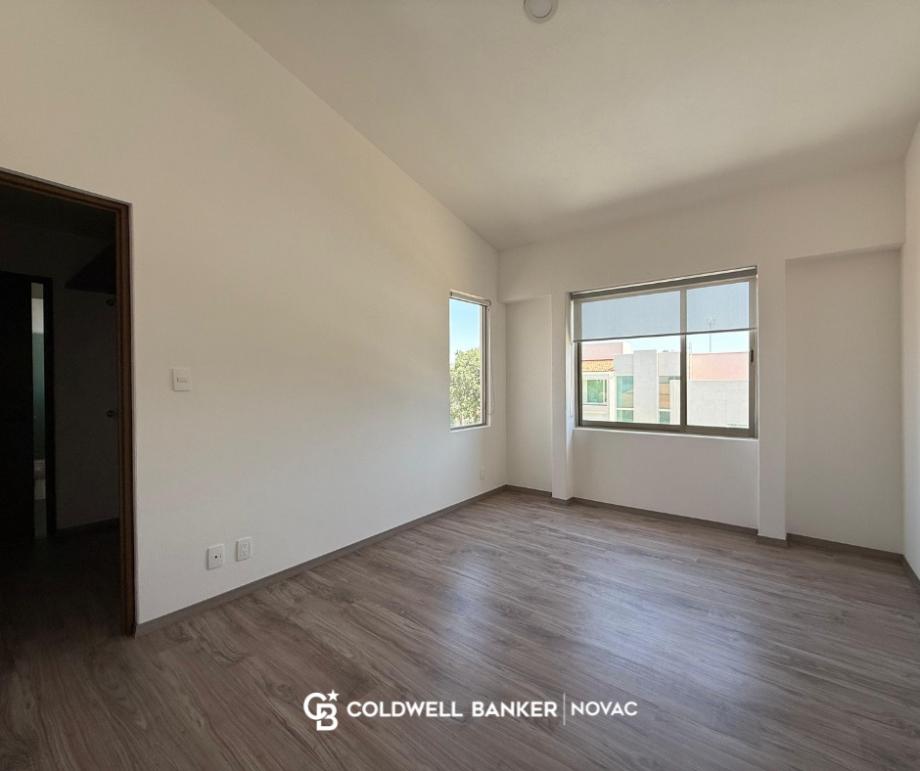Atizapán de Zaragoza, Estado de méxico, 52936, Mexico, 4 Bedrooms Bedrooms, ,4 BathroomsBathrooms,Residential,For Sale,1770960
