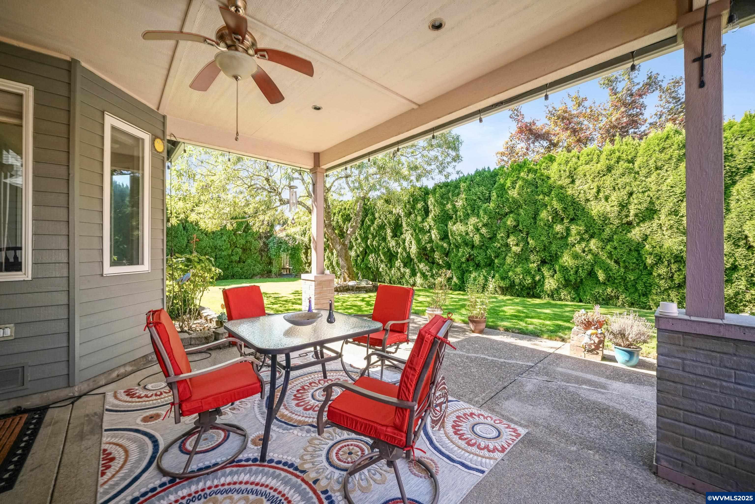 Mcminnville, Oregon, 97128, United States, 3 Bedrooms Bedrooms, ,3 BathroomsBathrooms,Residential,For Sale,1949725