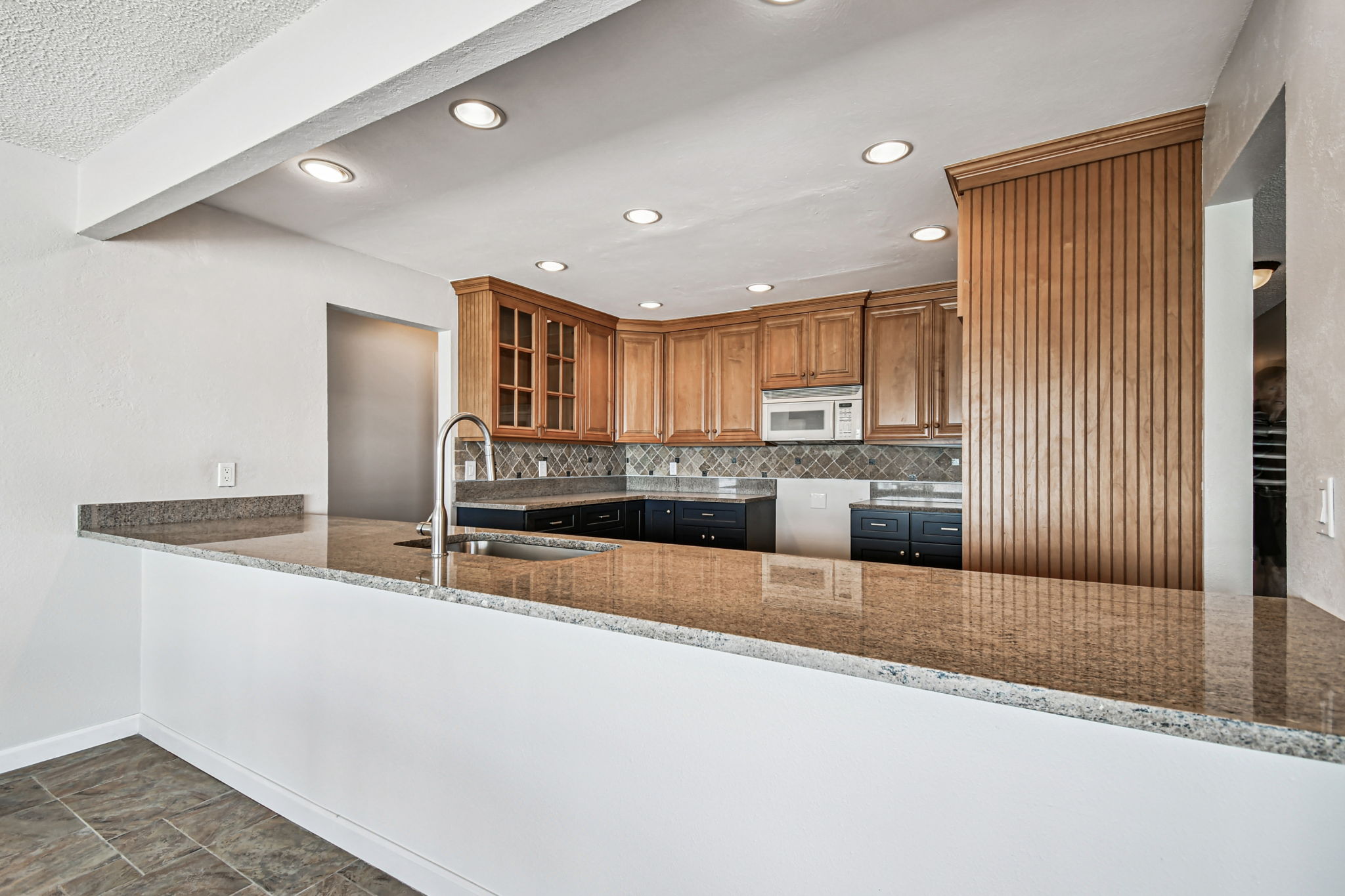 Madeira Beach, Florida, 33708, United States, 4 Bedrooms Bedrooms, ,2 BathroomsBathrooms,Residential,For Sale,2005483