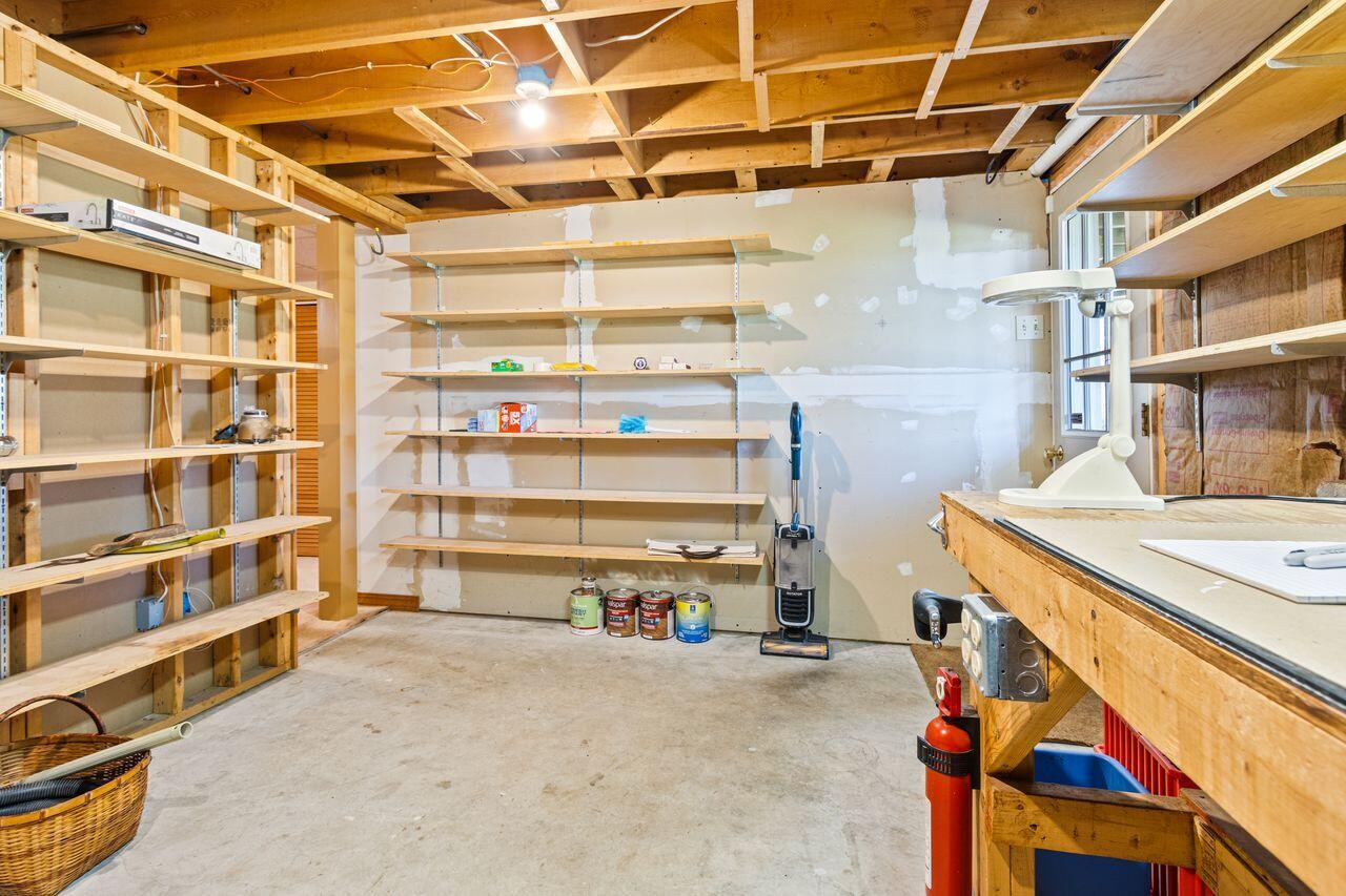 Portland, Maine, 04103, United States, 3 Bedrooms Bedrooms, ,3 BathroomsBathrooms,Residential,For Sale,1988011