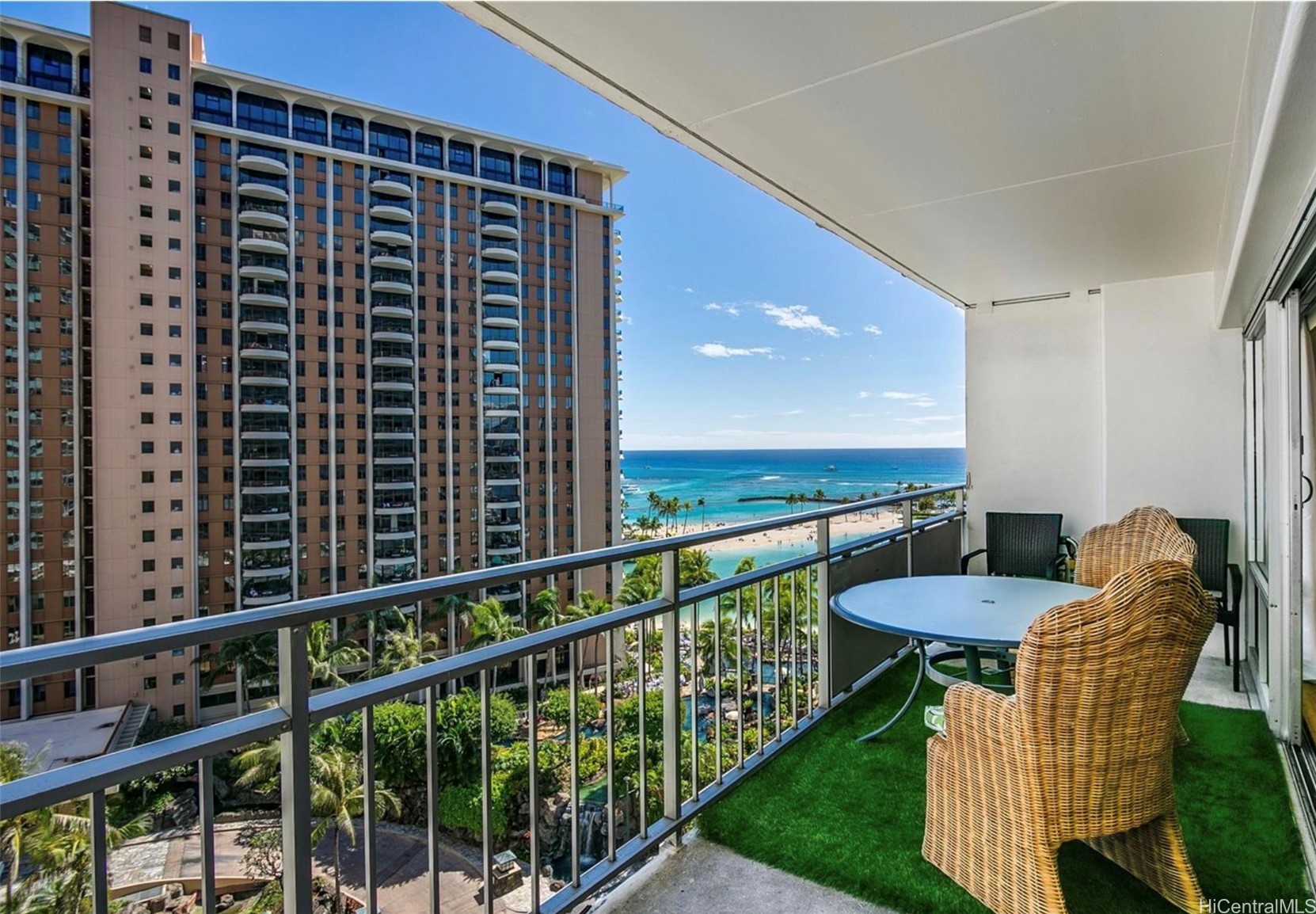 Honolulu, Hawaii, 96815, United States, 1 Bedroom Bedrooms, ,1 BathroomBathrooms,Residential,For Sale,1989617