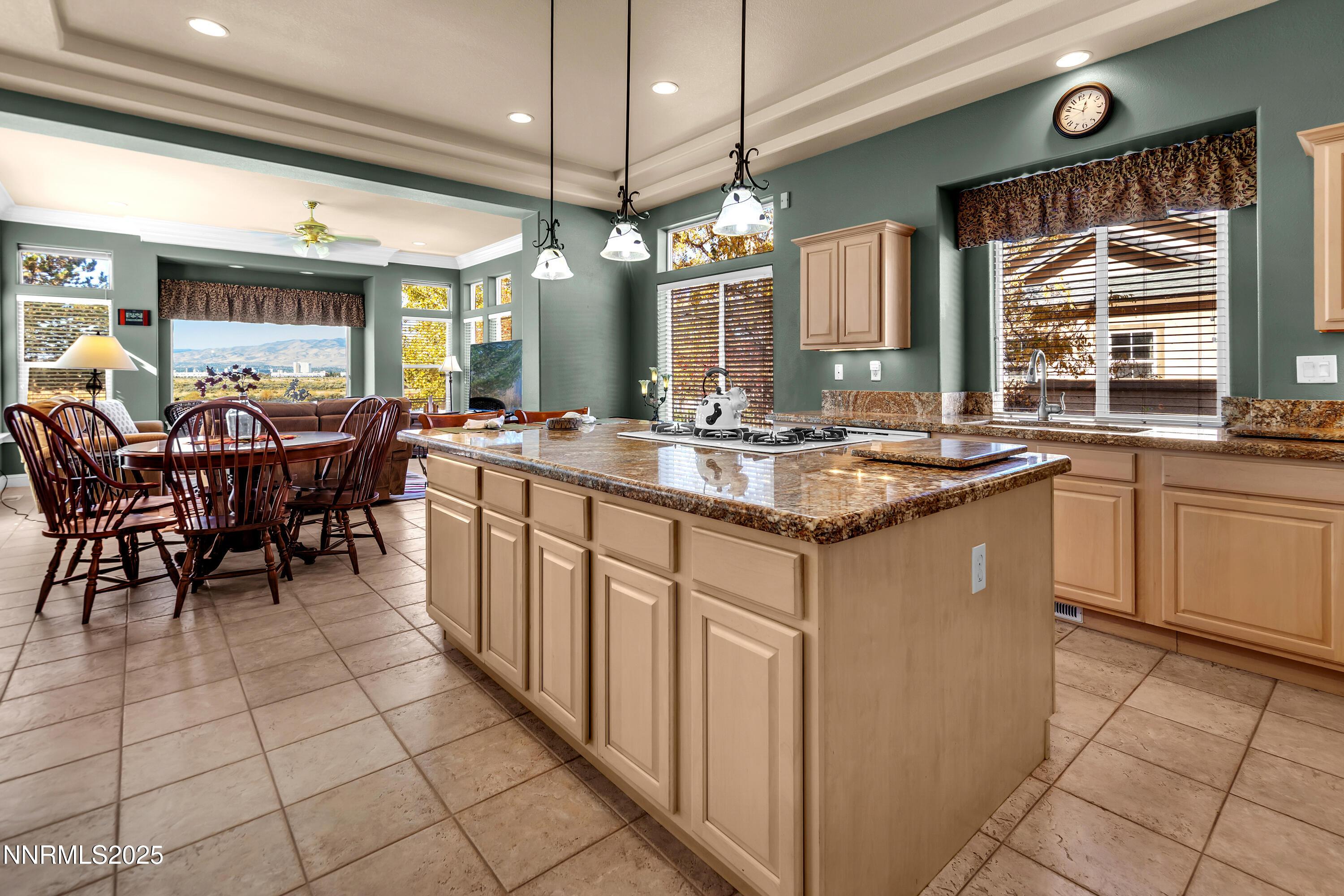 Reno, Nevada, 89502, United States, 3 Bedrooms Bedrooms, ,3 BathroomsBathrooms,Residential,For Sale,1988351