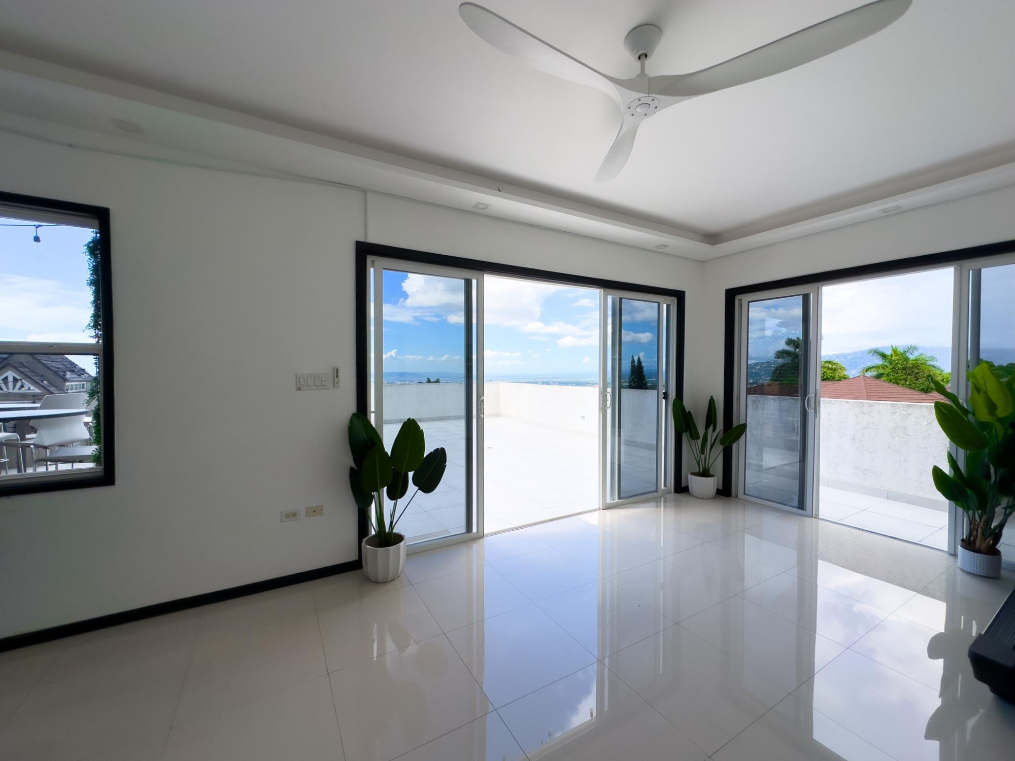 Kingston & St. Andrew, JM, 4 Bedrooms Bedrooms, ,5 BathroomsBathrooms,Residential,For Sale,1655931