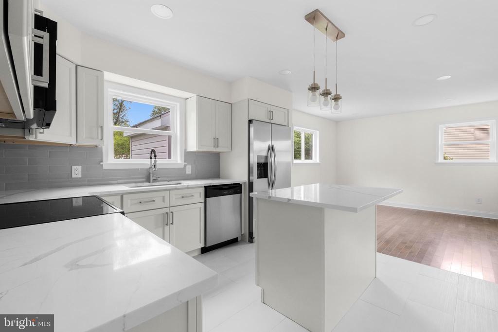 Cherry Hill, New Jersey, 08002, United States, 3 Bedrooms Bedrooms, ,3 BathroomsBathrooms,Residential,For Sale,1921829