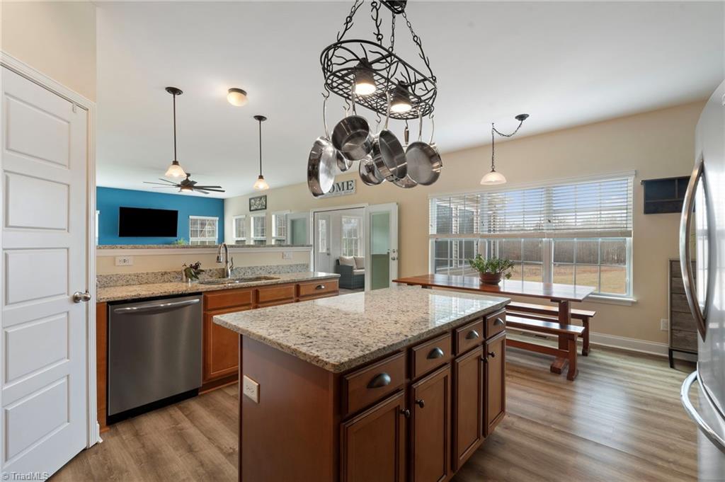 Lewisville, North Carolina, 27023, United States, 5 Bedrooms Bedrooms, ,4 BathroomsBathrooms,Residential,For Sale,1890092