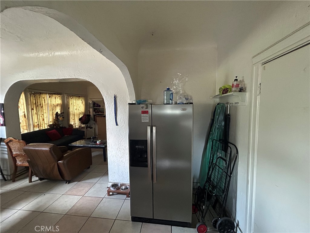 Los Angeles, California, 90011, United States, ,Residential,For Sale,1931941