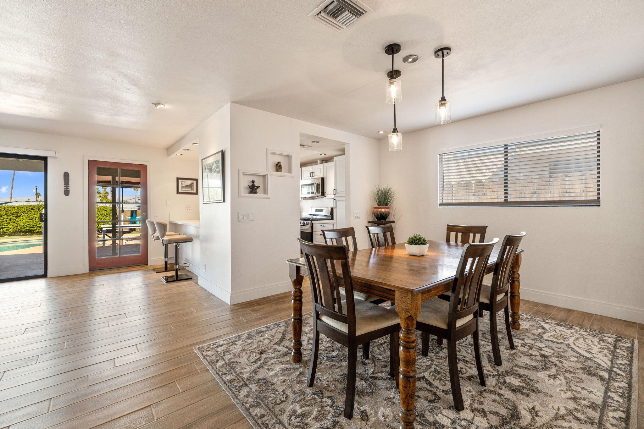 Palm Desert, California, 92260, United States, 3 Bedrooms Bedrooms, ,2 BathroomsBathrooms,Residential,For Sale,1989657