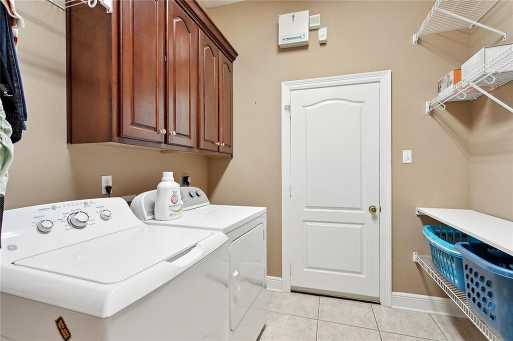 Mandeville, Louisiana, 70448, United States, 5 Bedrooms Bedrooms, ,4 BathroomsBathrooms,Residential,For Sale,1826456