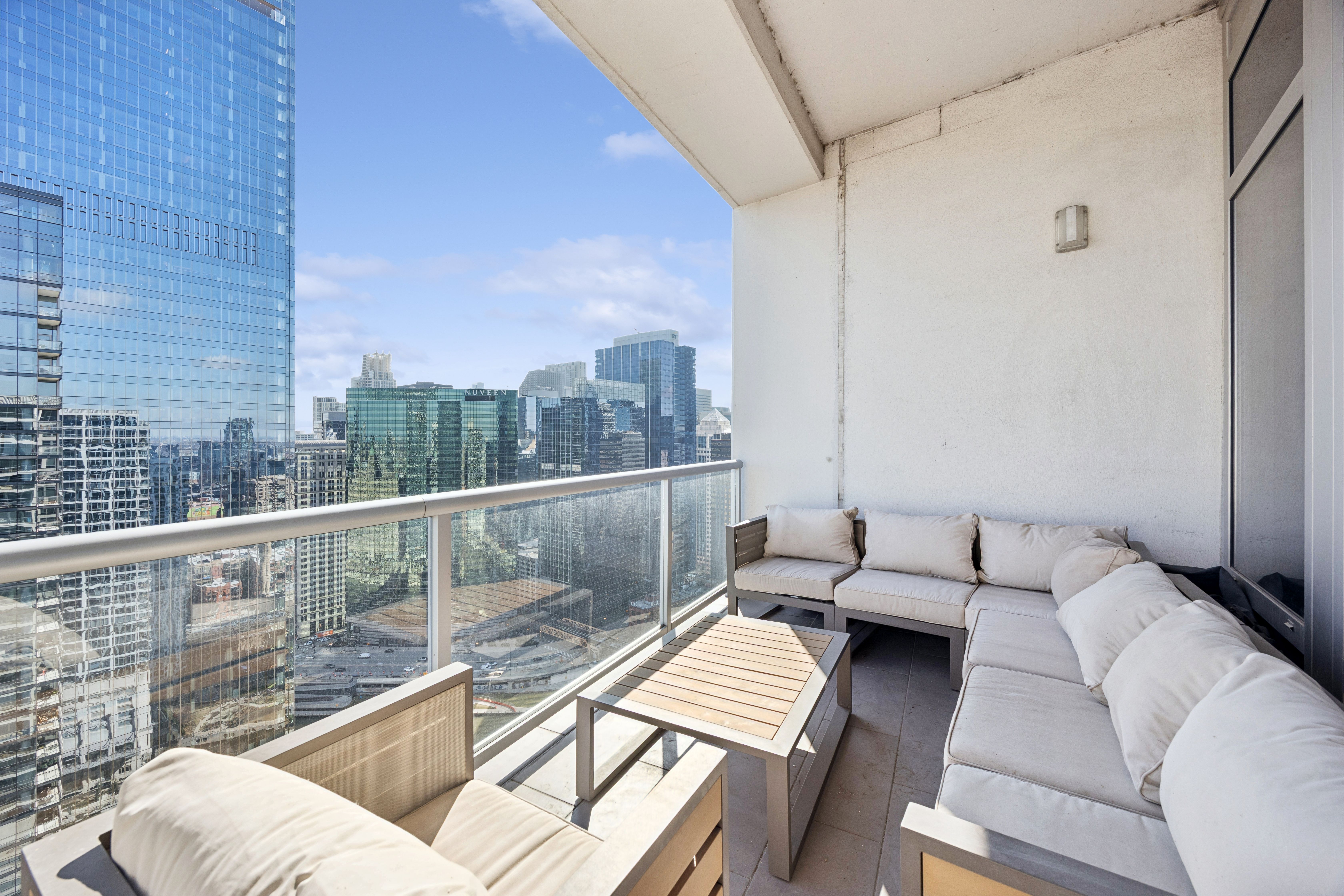  Enjoy Sweeping Chicago River and Skyline Views - 物件實景