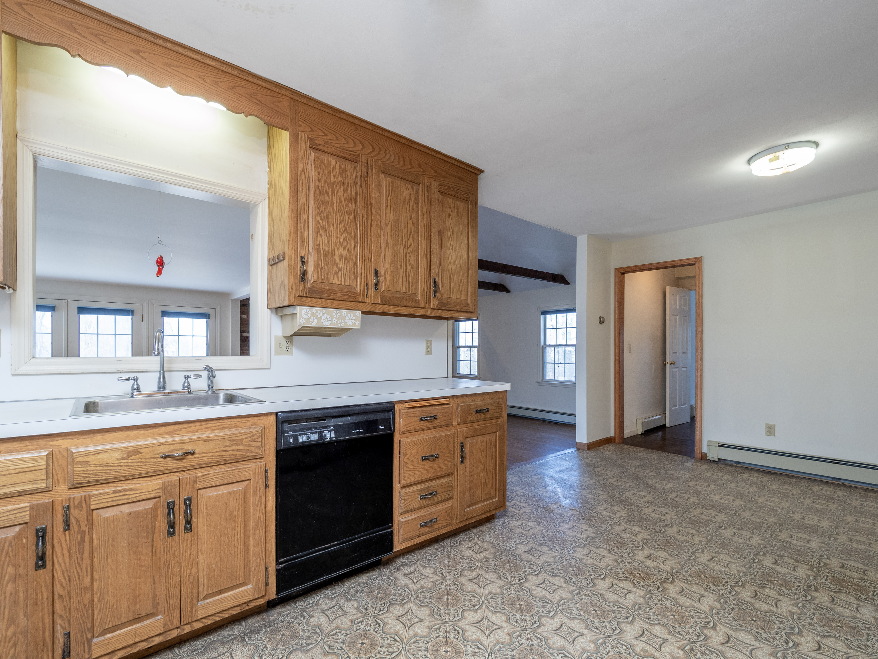 Redding, Connecticut, 06896, United States, 5 Bedrooms Bedrooms, ,5 BathroomsBathrooms,Residential,For Sale,1997100