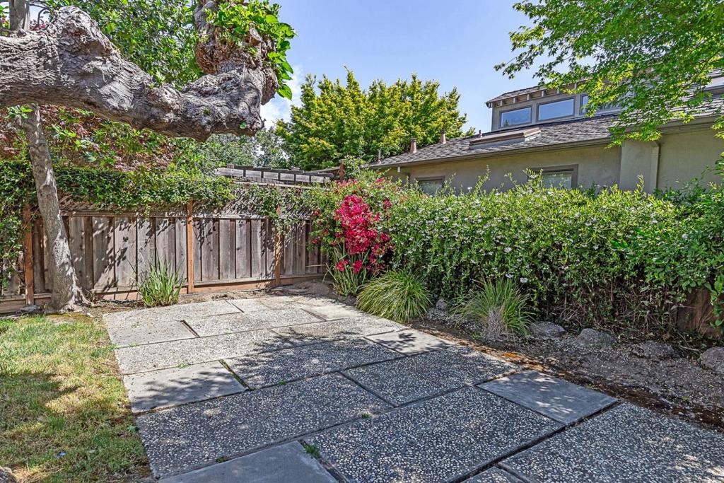 San Jose, California, 95125, United States, 3 Bedrooms Bedrooms, ,2 BathroomsBathrooms,Residential,For Sale,1825152