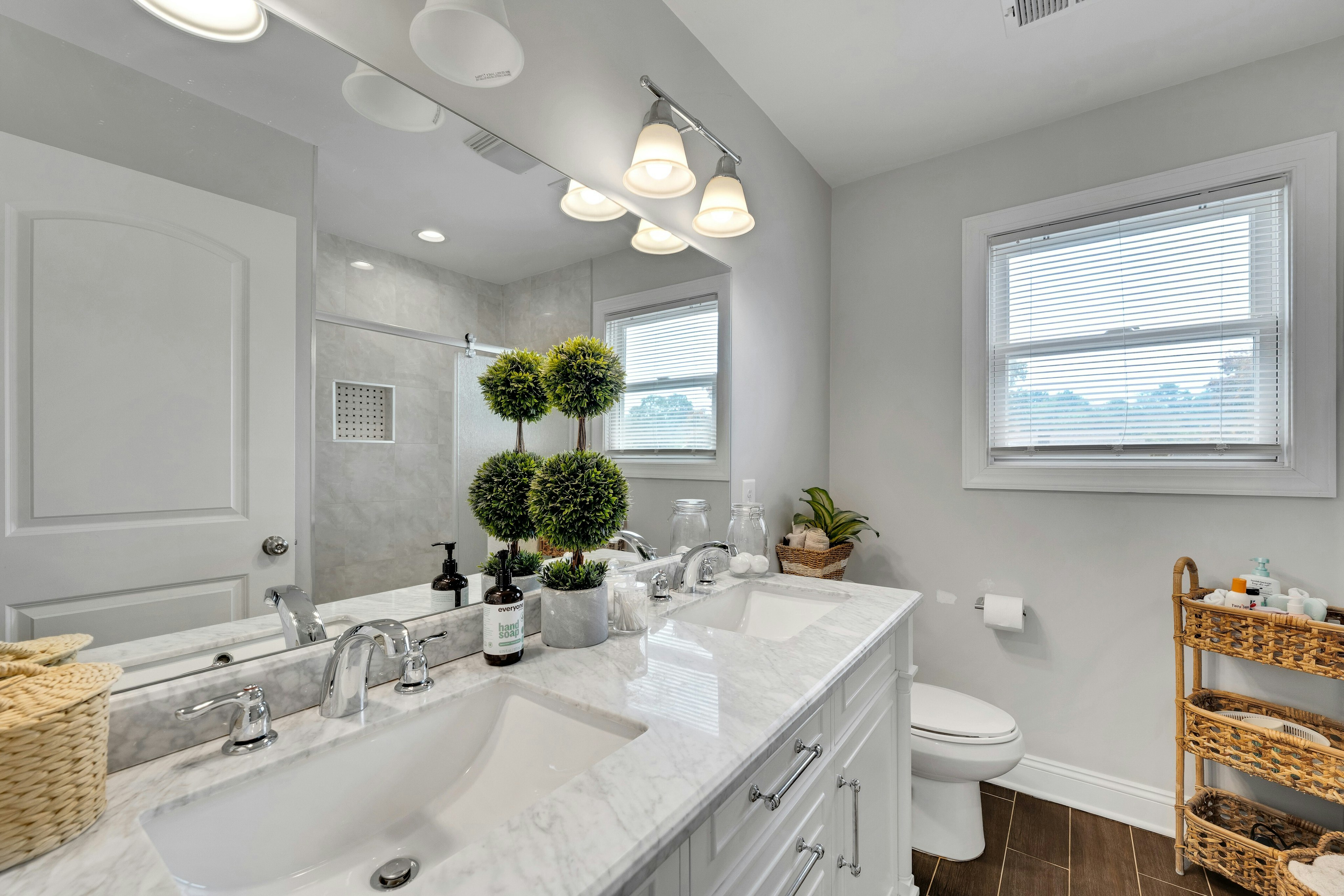 37 Elston Street, Bloomfield, NJ 07003 - 物件實景