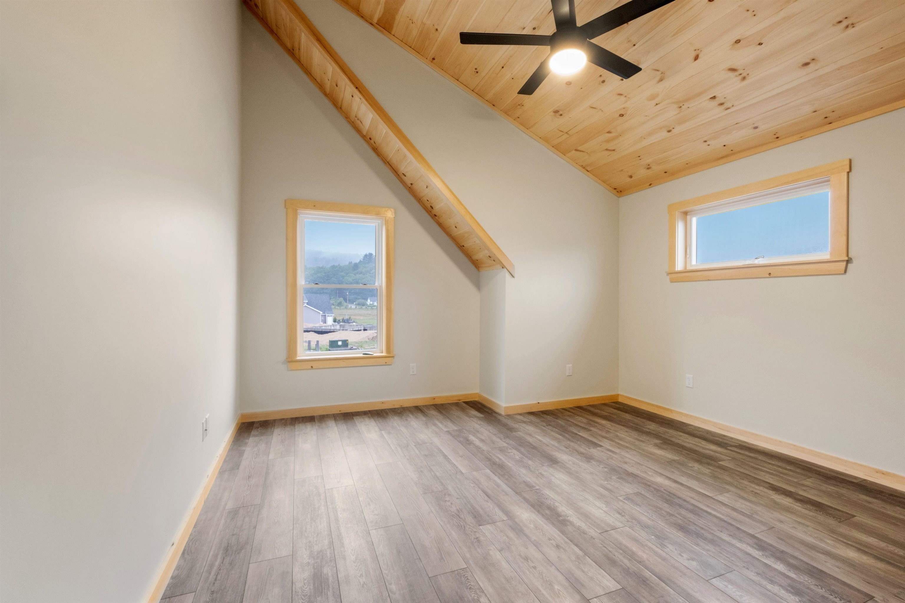 Thornton, New Hampshire, 03285, United States, 3 Bedrooms Bedrooms, ,3 BathroomsBathrooms,Residential,For Sale,1974297