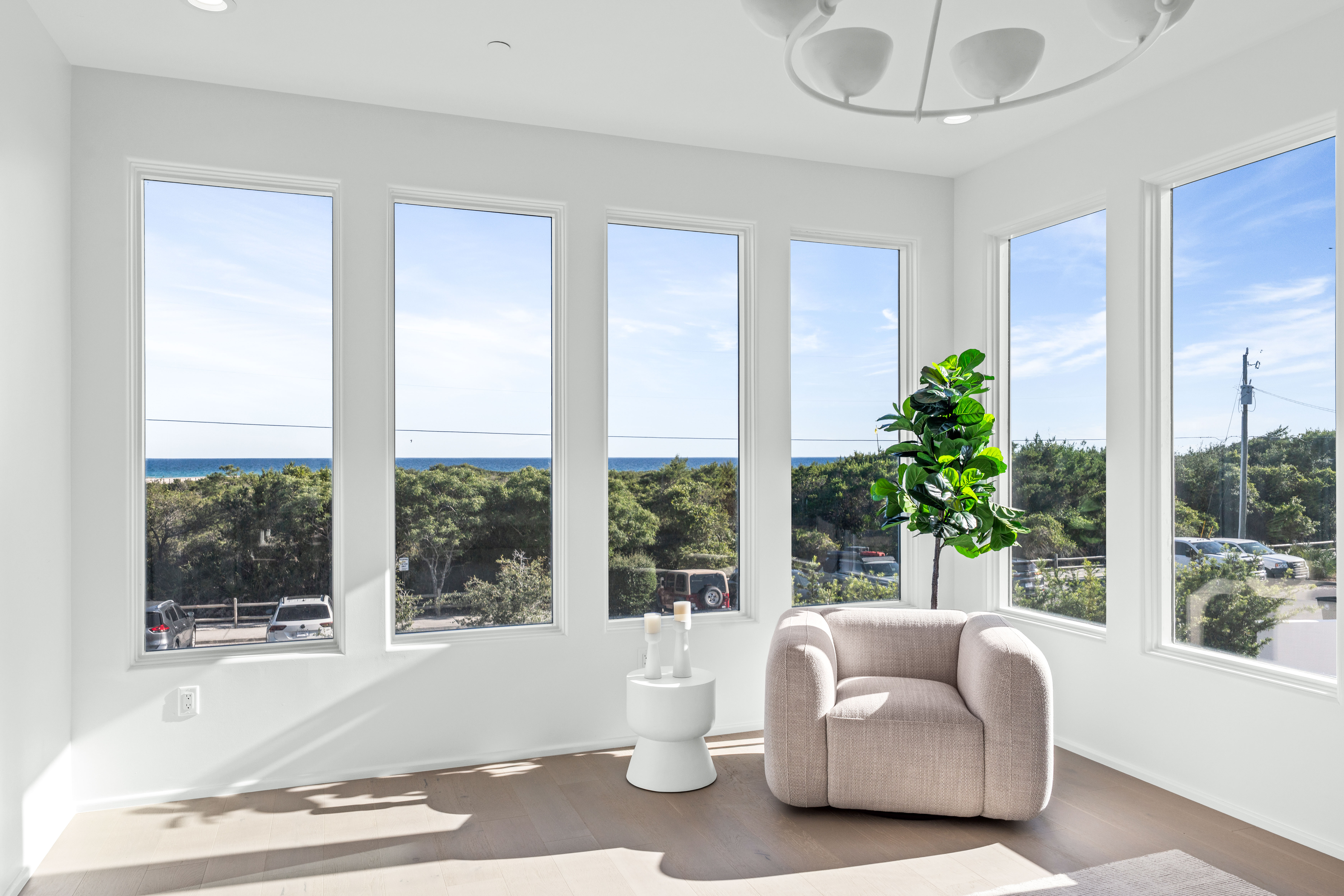  Modern Coastal Elegance with Rooftop Pool & Sweeping Gulf Views - 物件實景