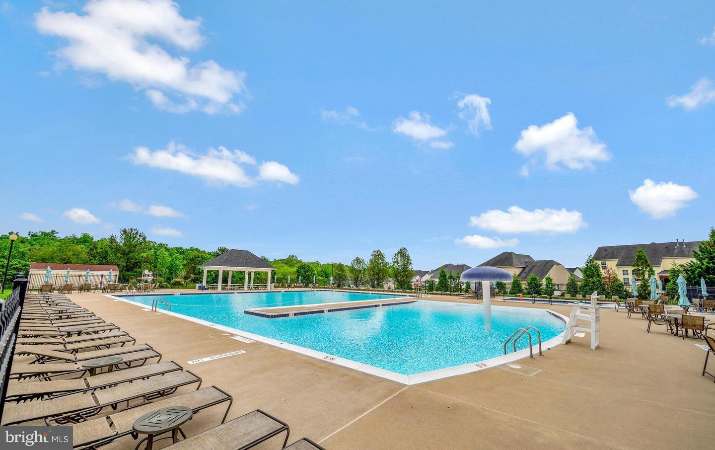 Fredericksburg, Virginia, 22407, United States, 4 Bedrooms Bedrooms, ,4 BathroomsBathrooms,Residential,For Sale,2048094