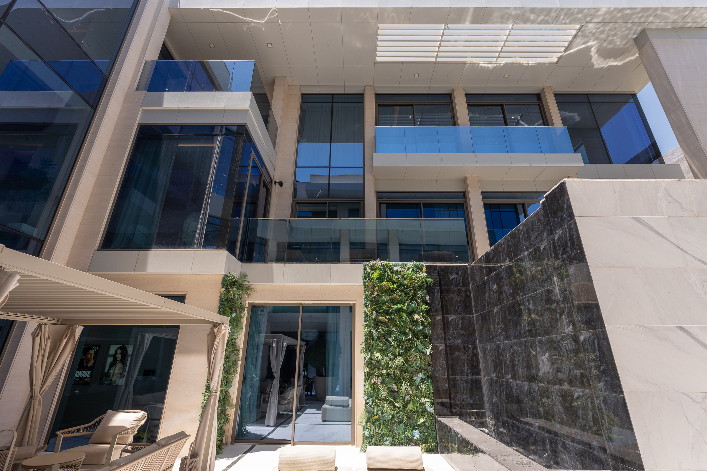  Breathtaking Custom-Built Mansion in Jumeirah - 物件實景