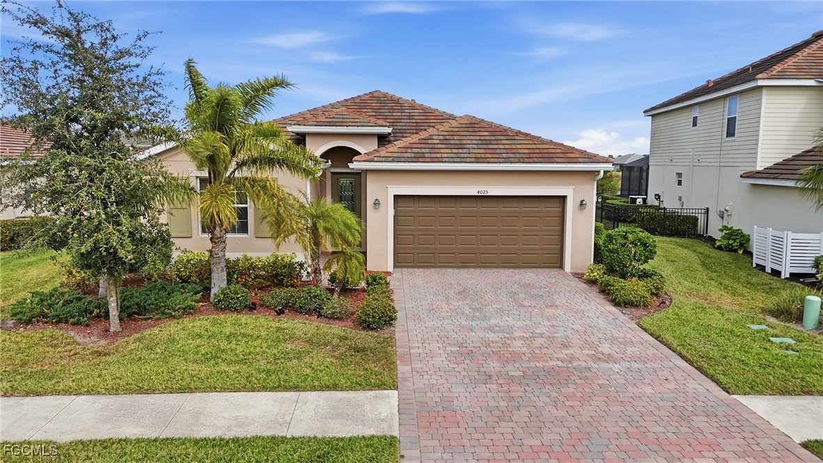 Hampton Cir, Alva, FL 33920