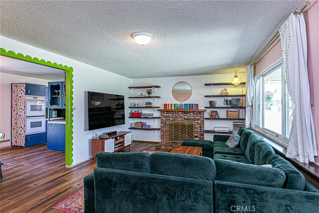 Santa Maria, California, 93455, United States, 3 Bedrooms Bedrooms, ,2 BathroomsBathrooms,Residential,For Sale,1895005